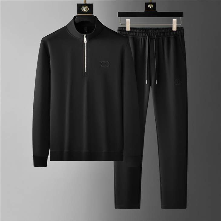Picture of Dior Sweater Suits _SKUDiorM-4XL25cr19838588